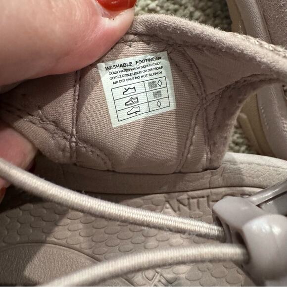 KEEN Bungee Lace Women's Outdoor Hiking Sandals Size 10 Monochrome / Toadstool - Picture 12 of 13